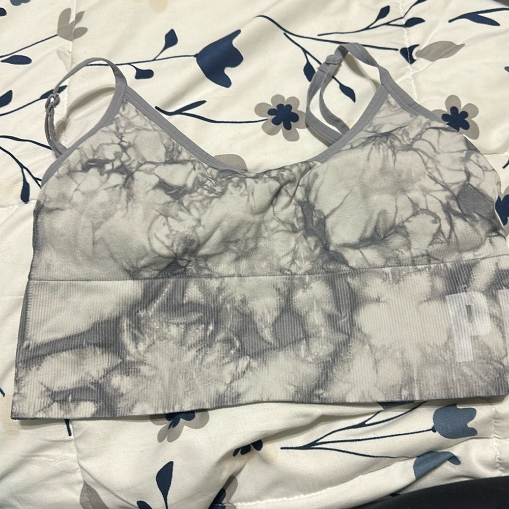 Sports bra
